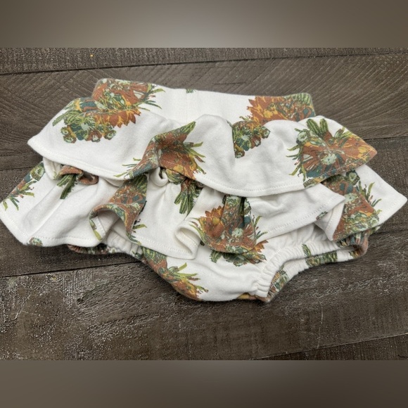 KATE QUINN Fall Cactus Floral Printed Ruffle Organic Cotton Bloomers Size 6-12 m - Picture 3 of 3